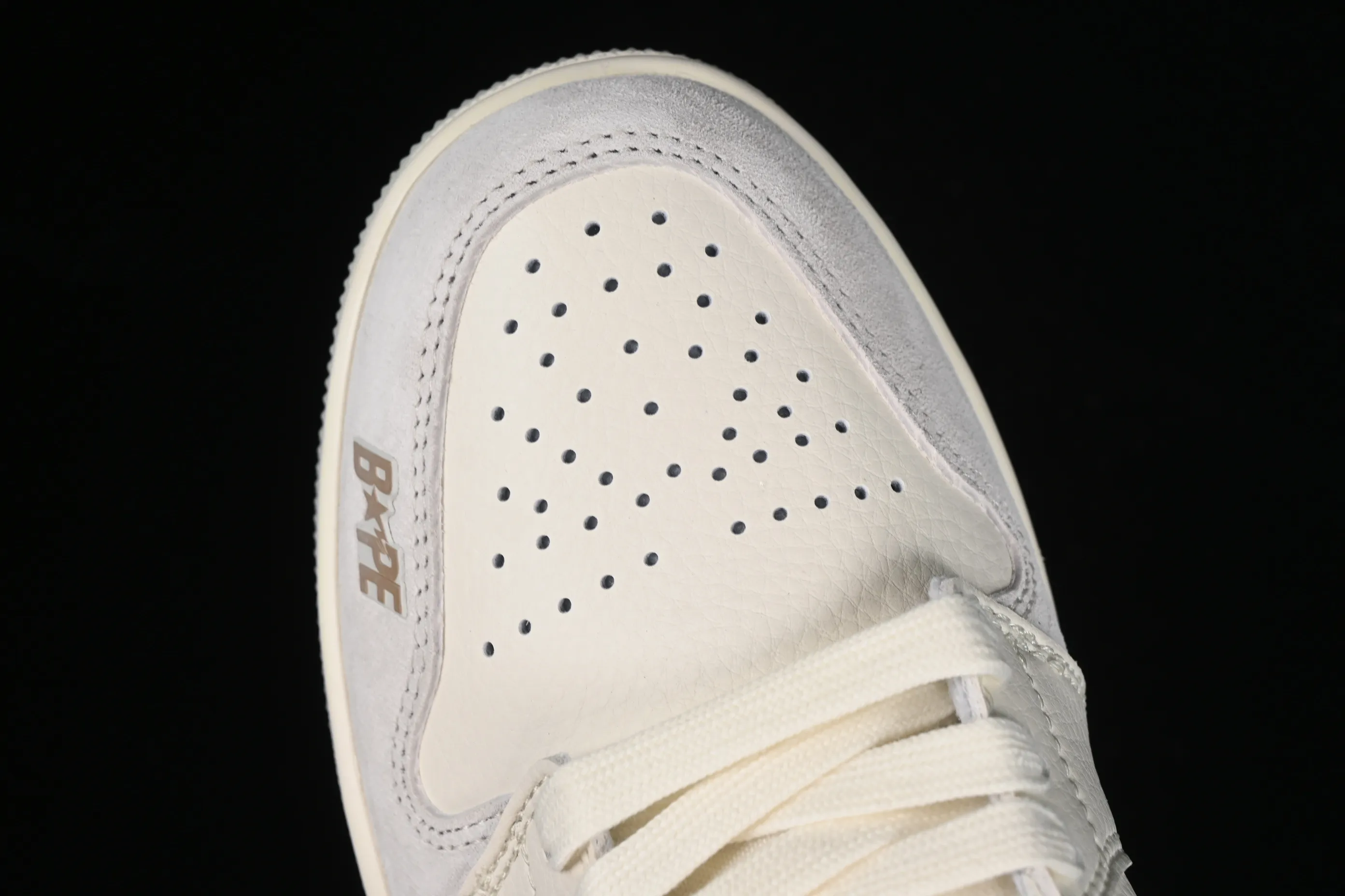 All categories Air Jordan Jordan series basketball shoes Air Jordan 1 Low High-end customized low-top sneakers Air Jordan 1 Low AJ1 Joe 1 Bape joint-Zhuba stitching High-end customized low-top basketball shoes LJ6688-002